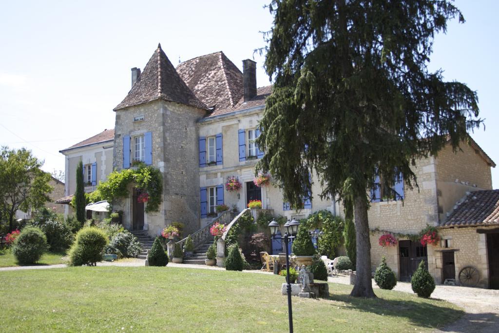 Manoir La Breuille Bed & Breakfast Montmoreau Dış mekan fotoğraf